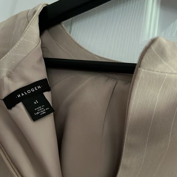 Halogen Stripe Sleeveless Suiting Shell - Picture 7 of 12